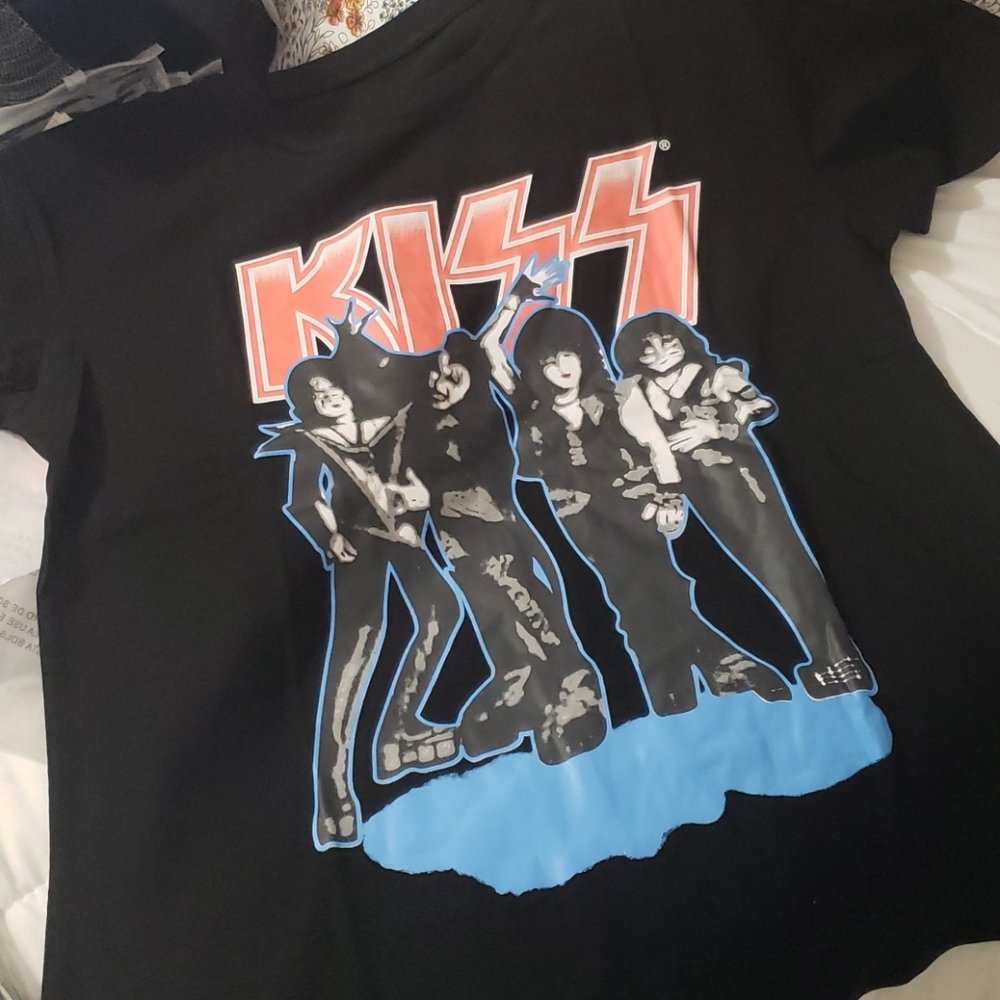 🍭🤘New boutique KISS tee XL & 2x left - Picture 6 of 6